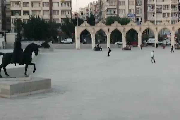 ŞANLIURFA TOPÇU MEYDANI DÜĞÜN SALONU - Resim 6
