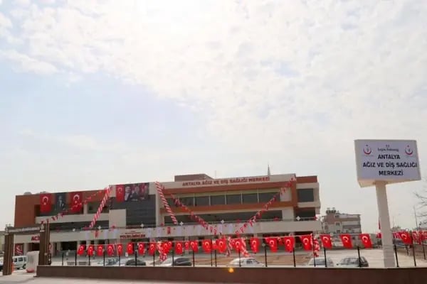 Antalya Ağız ve Diş Sağlığı Hastanesi - Resim 13