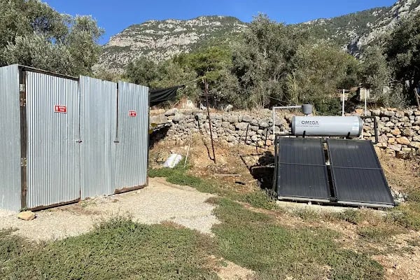 Akyaka Cengizin Yeri Camping - Resim 13