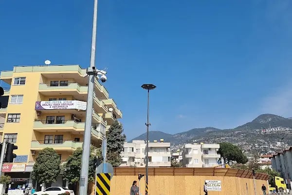 Süvari Alanya Şevki Tokuş Cadde Mağazası - Resim 11