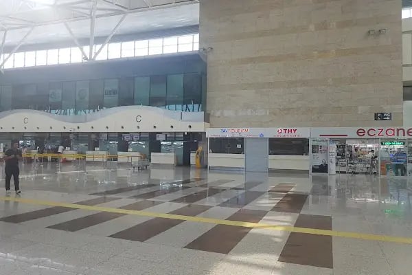 Ptt-giden Yolcu Terminali Şubesi - Resim 3
