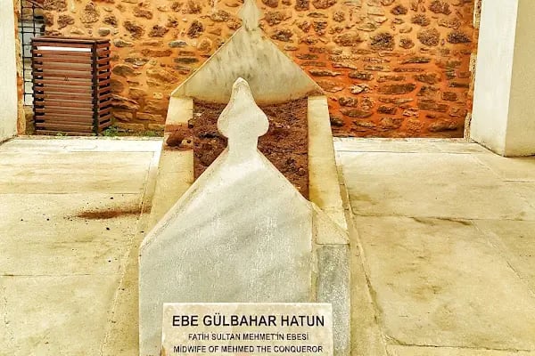Gülşah Hatun Türbesi - Resim 11