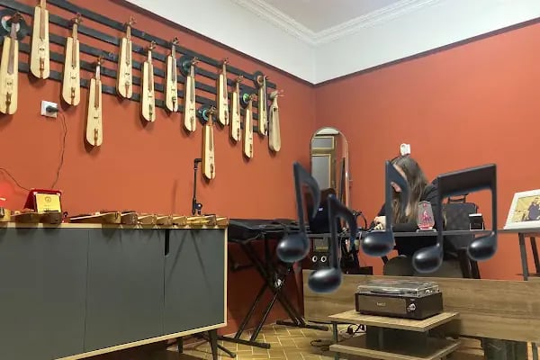 Genç Müzik Saz Evi - Resim 9