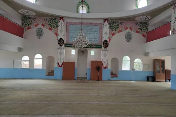 Hürriyet Mahallesi Cami - Resim 9