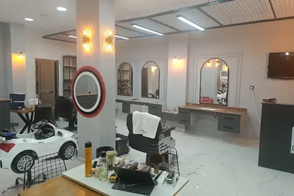 Saloon Caner Bacaksız - Resim 3