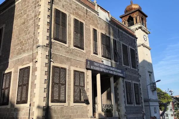 MUTASARRIF ÖMER ALİ BEY YAZMA ESER KÜTÜPHANESİ - Resim 3