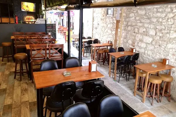 HOT PUB - Resim 2