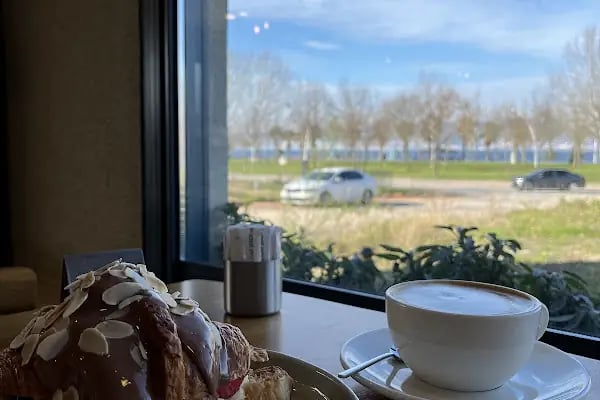 Brats Bakery Coffee - Resim 19