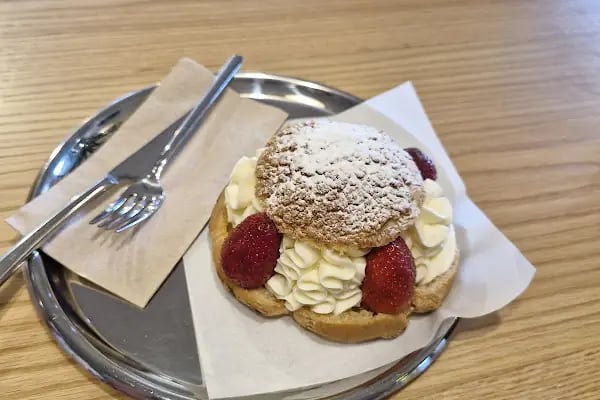 Brats Bakery Coffee - Resim 15
