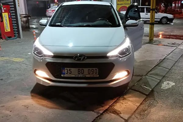 Pratik Garaj Self Servis Oto Yıkama - Resim 13