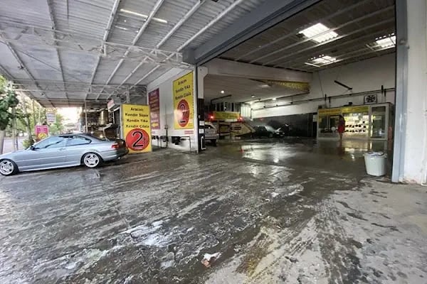 Pratik Garaj Self Servis Oto Yıkama - Resim 2