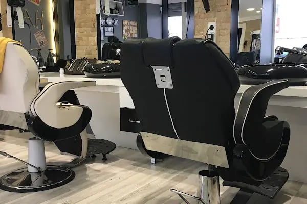 Hair Club Erkek Kuaförü - Resim 3