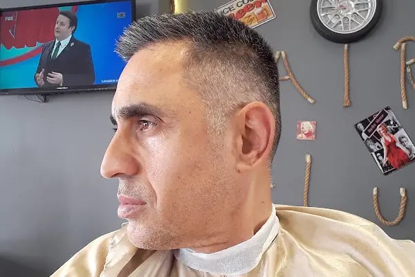Hair Club Erkek Kuaförü - Resim 6