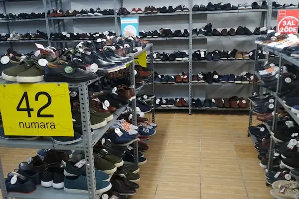 FLO Outlet Arnavutköy Mağazası - Resim 2