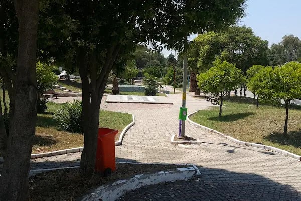 Çetin Emeç Parkı - Resim 4