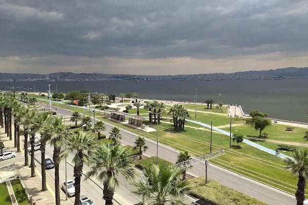 Yunuslar Tramvay Durağı - Resim 3