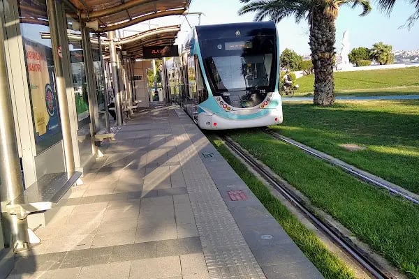 Yunuslar Tramvay Durağı - Resim 1