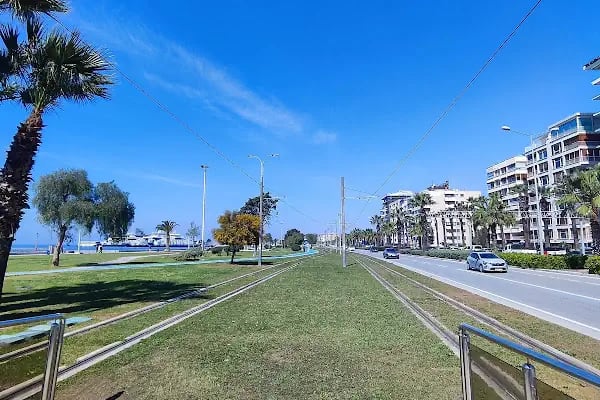 Yunuslar Tramvay Durağı - Resim 20