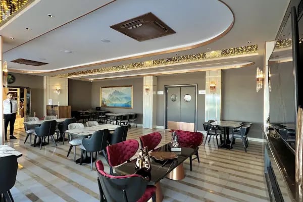 MQ Hotel Suites - Resim 7