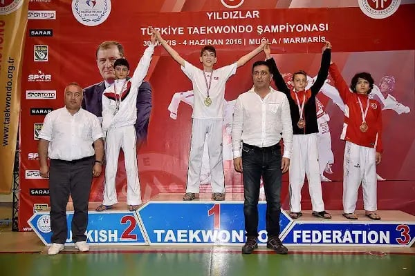 Şampiyon Spor Kulübü - Resim 4