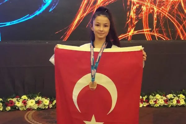Şampiyon Spor Kulübü - Resim 6