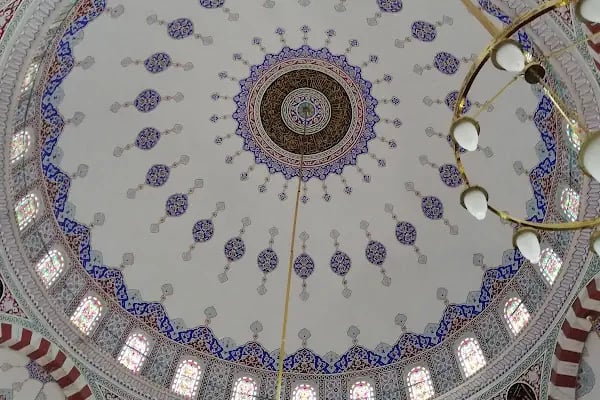 Kucukbakkalkoy Merkez Cami - Resim 19