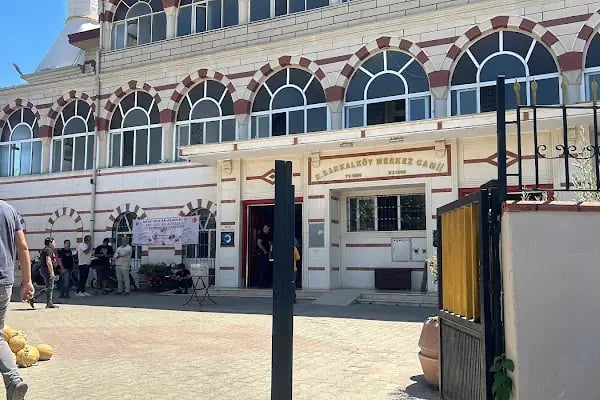 Kucukbakkalkoy Merkez Cami - Resim 11