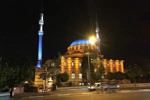 Kucukbakkalkoy Merkez Cami - Resim 17