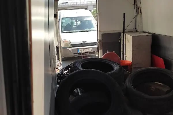 Gaye Oto Lastik Tamircisi, Konuma En Yakın Nöbetçi Mobil Lastikçi - Resim 2
