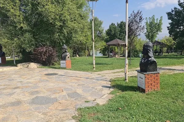 Yenice Belediyesi Gölet Piknik Alanı - Resim 13