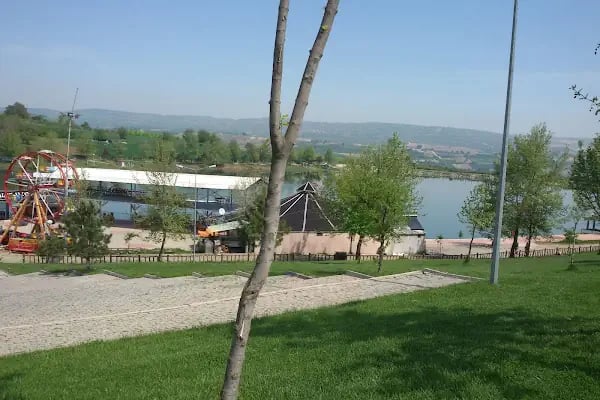 Yenice Belediyesi Gölet Piknik Alanı - Resim 1