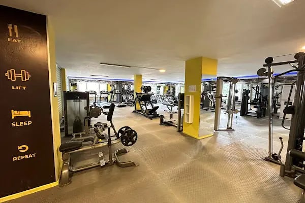 STRONG GYM - Resim 17