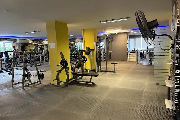 STRONG GYM - Resim 18