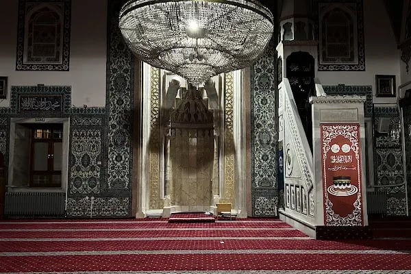 Küçükesat Merkez Cami - Resim 2