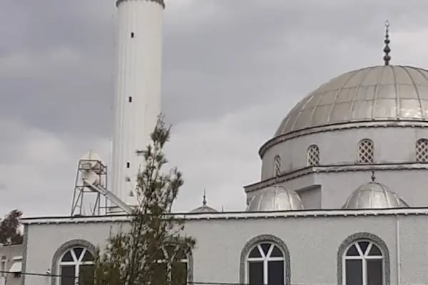 Yadigar Cami - Resim 17