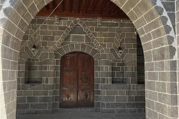Surp Giragos Kilisesi - Resim 5