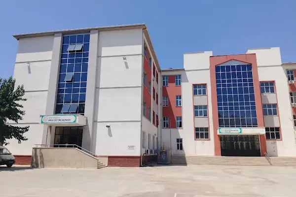 Karşıyaka Halk Eğitimi Merkezi ve Akşam Sanat Okulu - Resim 5