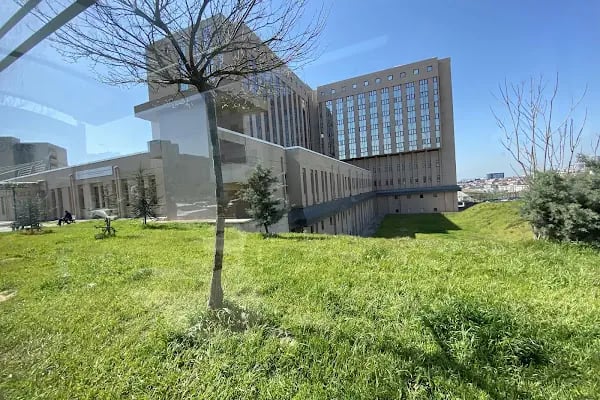 S.B. Marmara Üniversitesi Pendik Eğitim ve Araştırma Hastanesi Prof. Dr. Asaf Ataseven Ek Hizmet Binası - Resim 8