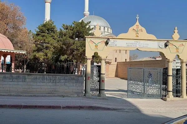 Hocacihan Mezarlığı - Resim 4