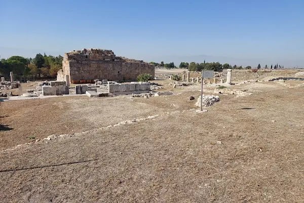 Hierapolis Apollon tapınağı - Resim 9