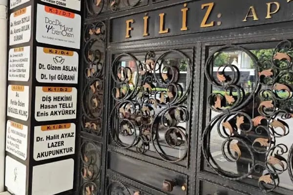 Psikiyatri Uzmanı Doç. Dr. Murat Eren Özen Danışmanlık Merkezi - Resim 1