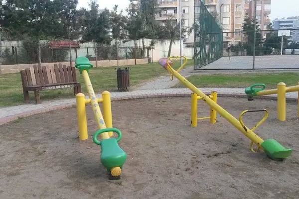 Belediye Çocuk Parkı - Resim 3