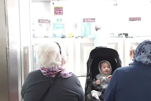 Ptt Güneşli Merkez Şube - Resim 5