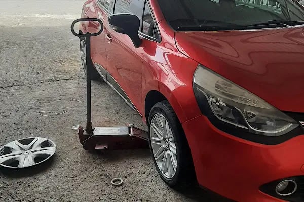 Aykut Oto Lastik Yol Yardım Hizmetleri - Resim 4