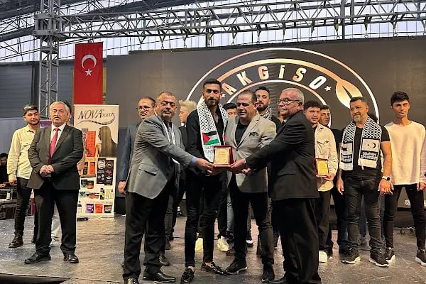 Osman Kürkçü Erkek Kuaförü - Resim 4