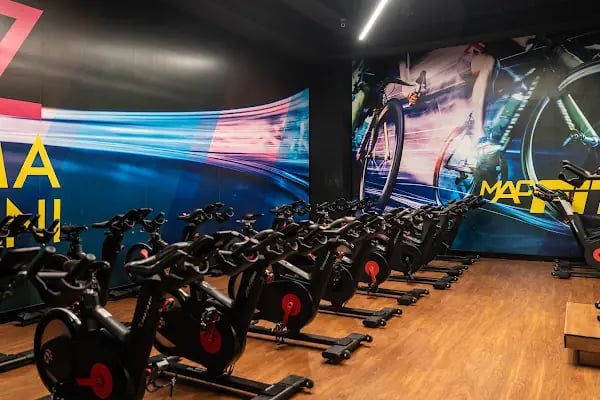 MACFit Adana 01 Burda - Resim 4