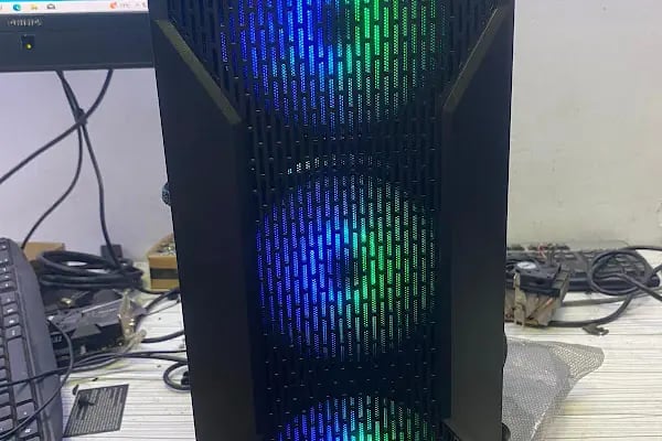 Ümraniye Bilgisayar Tamiri ve Servisi-Üstün Bilgisayar (Tüm Notebook Modelleri, Macbook Pro,Air, İmac) Menteşe Onarımı - Resim 16