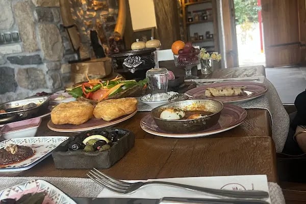 Vişne Bademli Kahvaltı - Resim 16