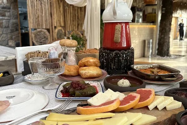 Vişne Bademli Kahvaltı - Resim 11