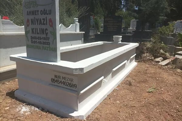 Hacıbaba Mezarlığı - Resim 11